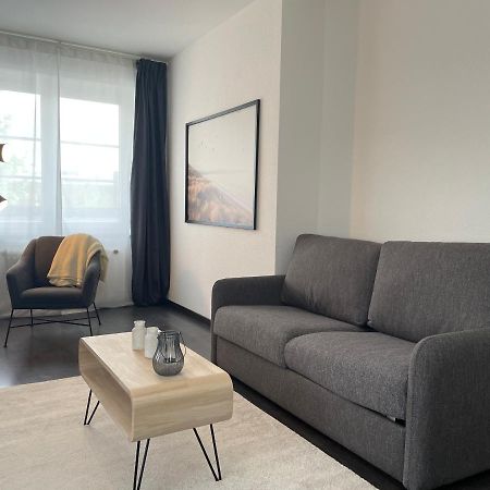 Airport Apartment Fuer 4 - Smart Tv - Kueche - Echarger Hamborg Eksteriør billede