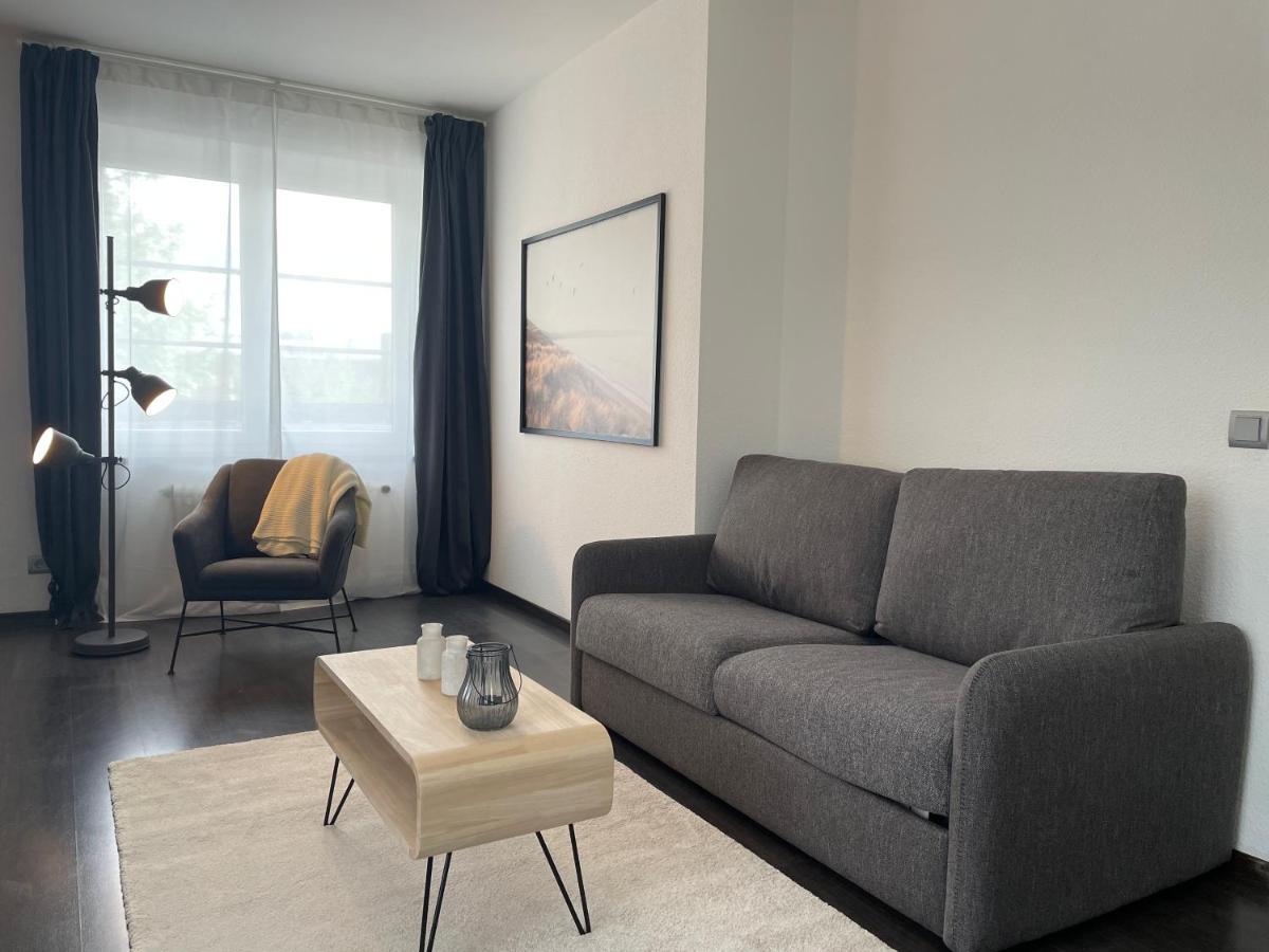Airport Apartment Fuer 4 - Smart Tv - Kueche - Echarger Hamborg Eksteriør billede